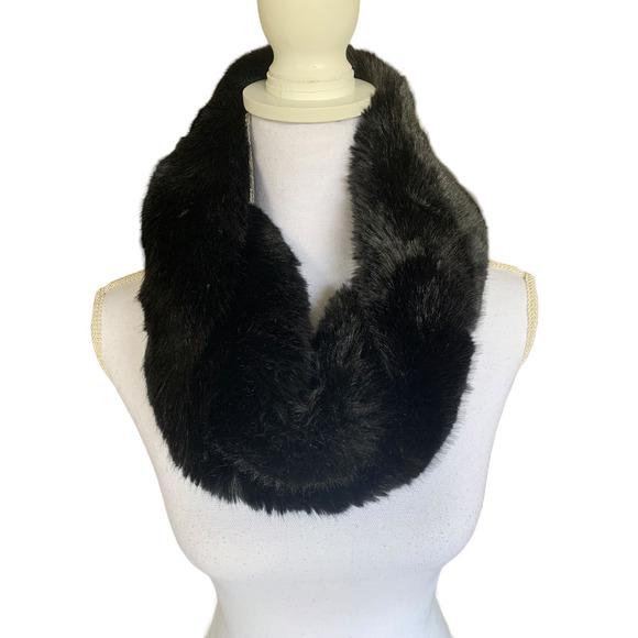 Faux Frenzi Faux Fur Neck Wrap Scarf Warmer Cowl Black Soft NWT - Picture 1 of 5